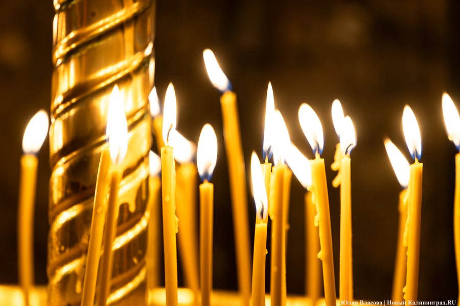 Крестный ход и литургия: как в Калининграде встретили Рождество (фото)