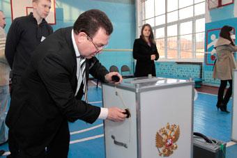 Депутатами Госдумы от "ЕР" и Калининграда хотят стать 53 человека