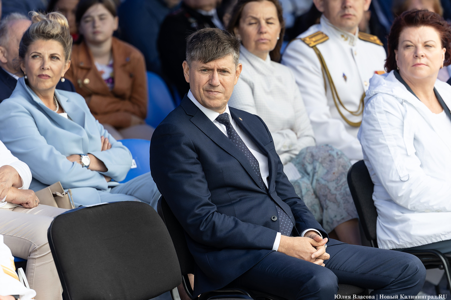 День ВМФ в Балтийске: как прошел парад кораблей Балтфлота (фото)