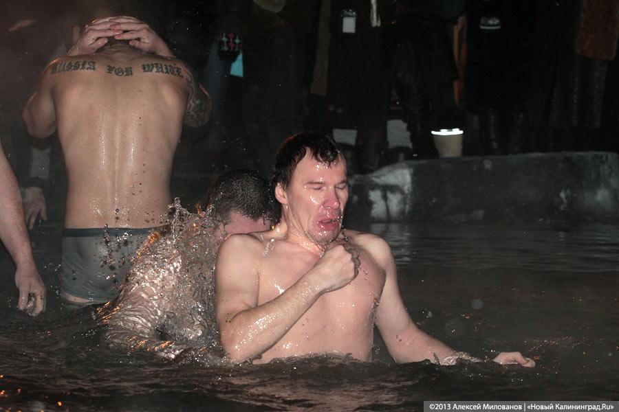 «Господь в лице губернатора»: крещенские купания в Черняховске