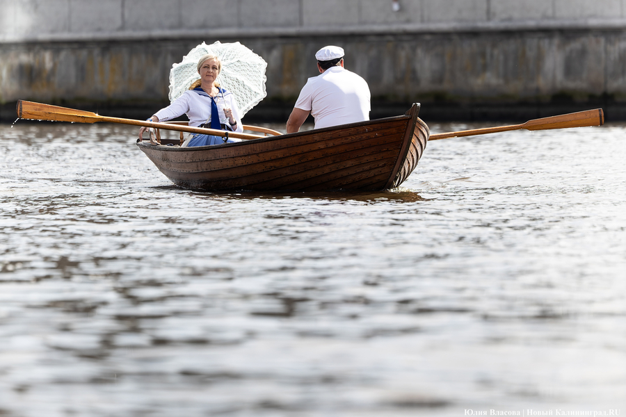 «Миля витязя», вальс байдарок и летающий моряк: как прошла «Водная ассамблея» (фото)
