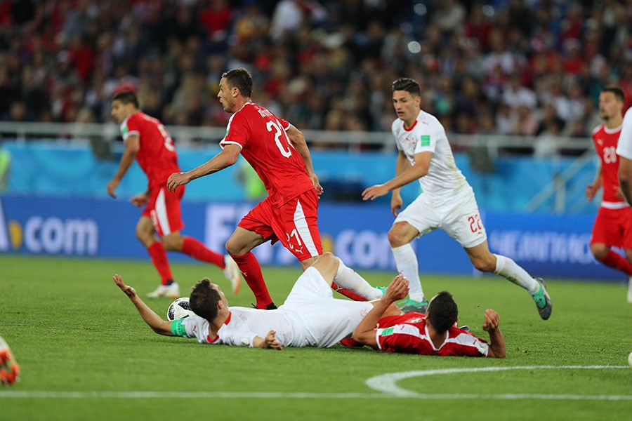 Милошевич раскритиковал систему видепомощи арбитрам в матче со Швейцарией