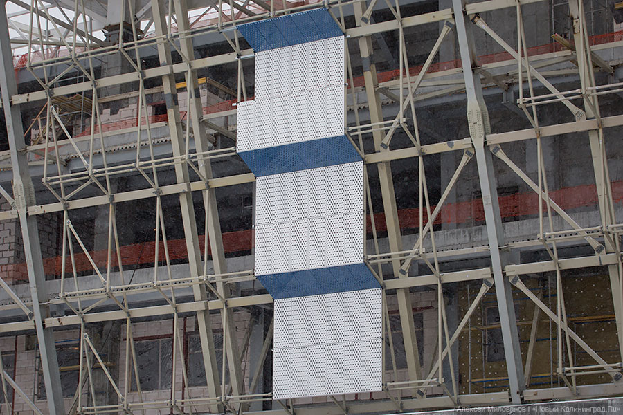 «Яркие, чёткие контуры»: каким увидел строящийся стадион в Калининграде Цуканов