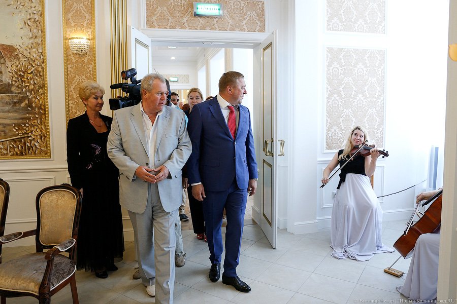 Браком не назовут: в Калининграде после ремонта открылся ЗАГС (фото)