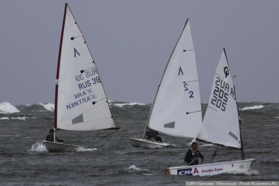 Дотянуться до звезд: фоторепортаж с парусной регаты «Кубок космонавта Леонова»