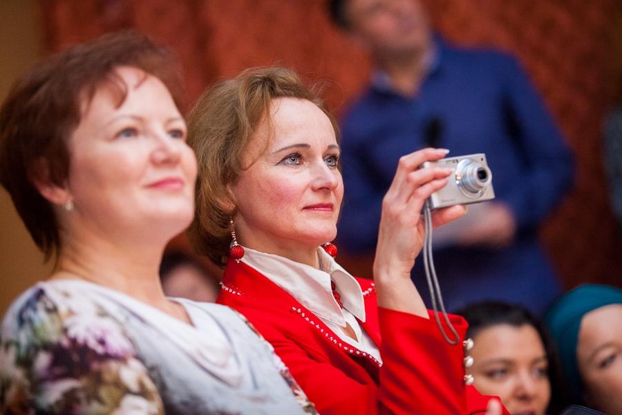 «Гарем султана»: в Калининграде прошел Чемпионат области по восточному танцу