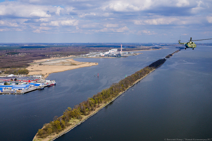 Под винтом вертолёта о чем-то поёт: воздушный парад глазами участника (фото)