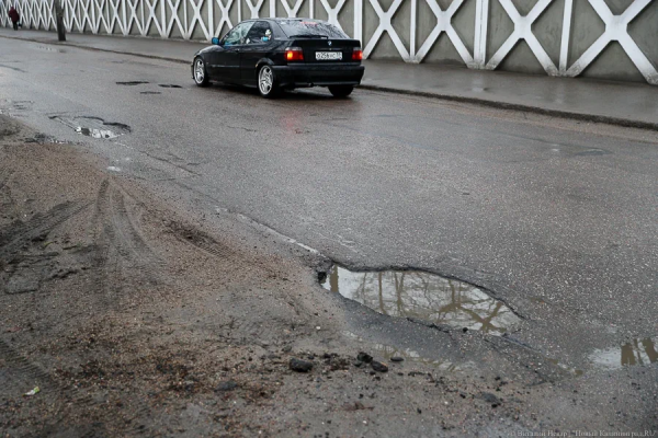 Администрацию Калининграда вынудили вдвое увеличить бюджет на ремонт дорог
