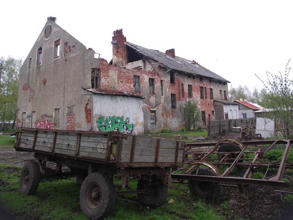 Москвичи пытаются по объявлению в газете продать кирху в Славском районе (+фото)