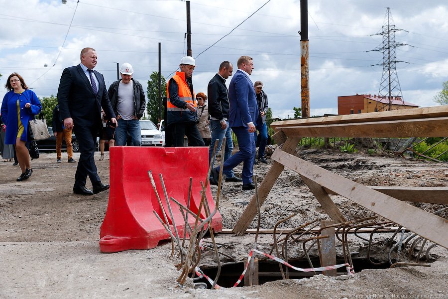 С переменным успехом: мост на Суворова ремонтируется с отставанием (фото)