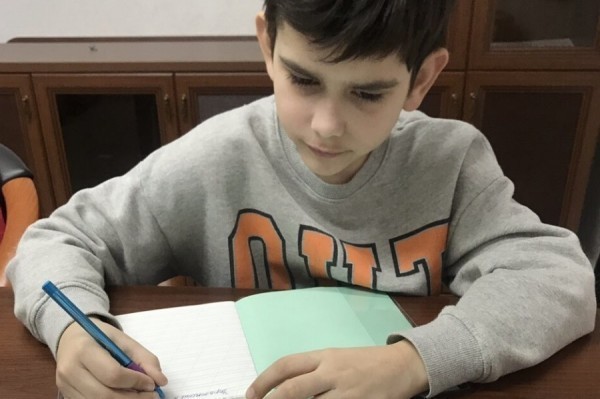 «Учеба на отлично»: репетиторский центр «Сектор знаний» приглашает на занятия