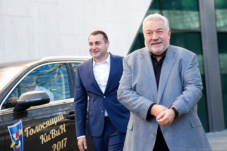 «И табло сорвало с петель»: как прошёл «Голосящий КиВиН» в «Янтарь-холле»