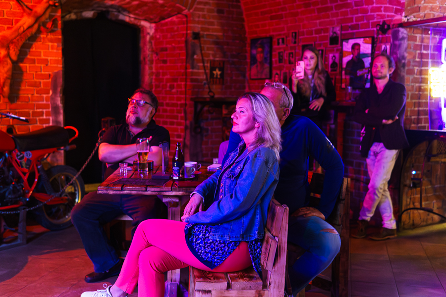 «Нам нужен просто светлый день»: как прошёл концерт Башакова в Калининграде