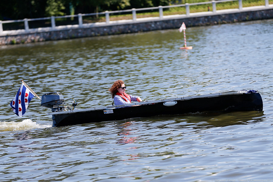 Стартовали: в Калининграде прошли соревнования лодок на солнечных батареях