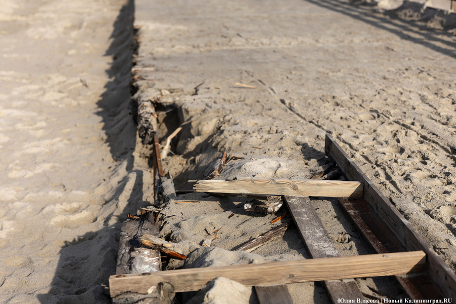 Без «Голубого флага»: как в Янтарном готовятся к пляжному сезону (фото)