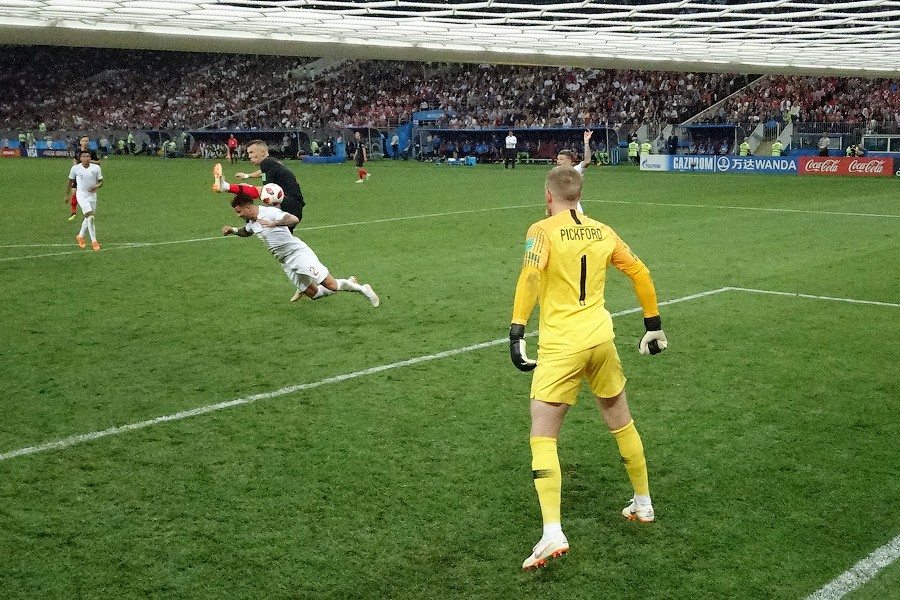Они в финале: все голы матча Хорватия-Англия, снятые камерой в воротах (фото)