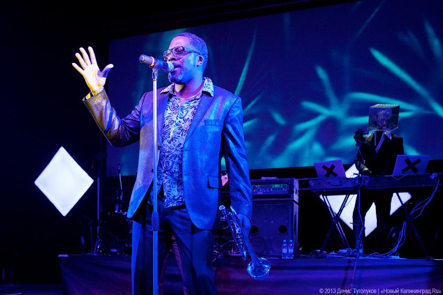 «На танцполе все спокойно»: De Phazz выступили на «Вагонке»