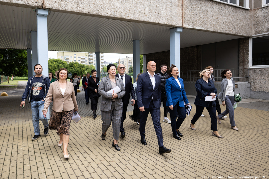 Планы развития к юбилею области: как губернатор в мкр. Космодемьянского выезжал (фото)