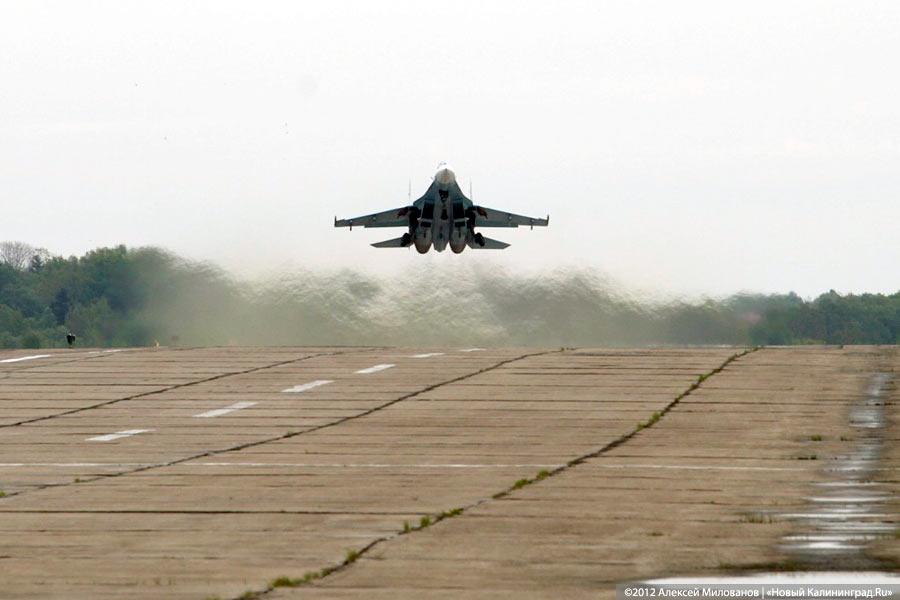 «Учёба в небе»: фоторепортаж с тренировочных полётов Су-27