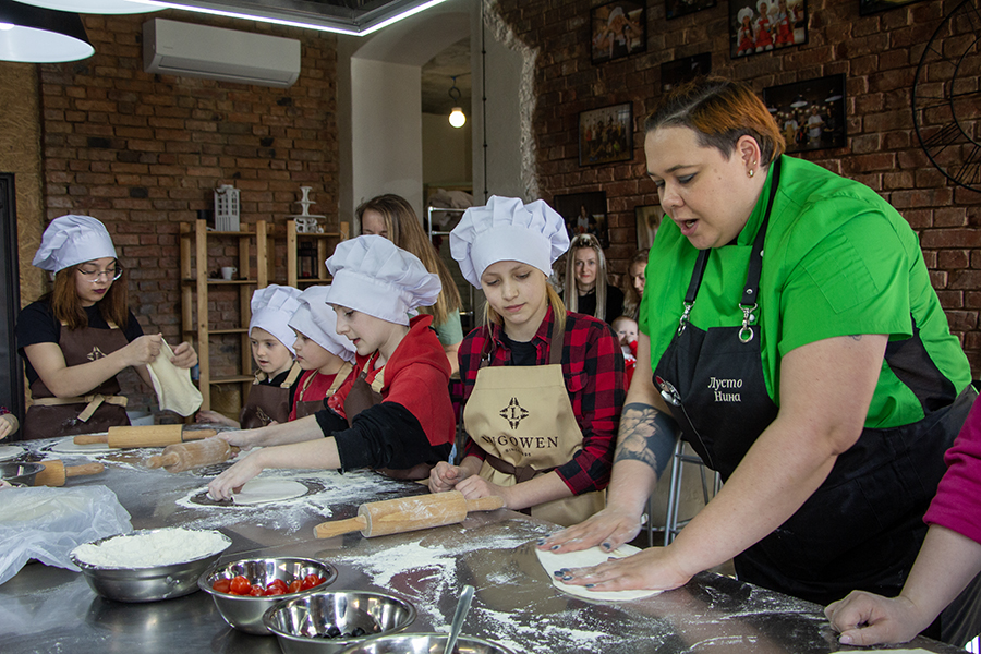 Пиццеёж и азот для мороженого: как в усадьбе Луговен учили детей кулинарии (фото)