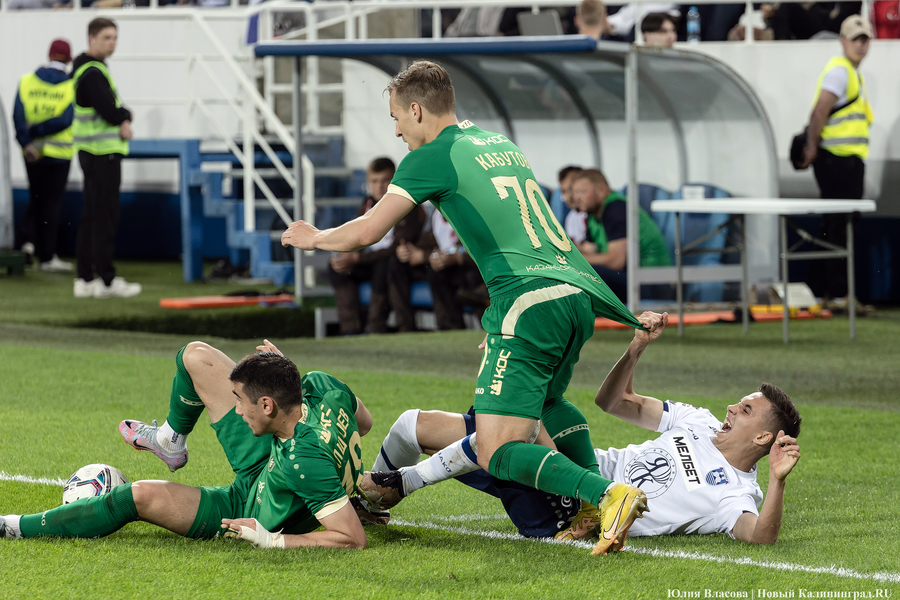 «Балтика» проиграла «Рубину», оба клуба вышли в Премьер-лигу: фоторепортаж «Нового Калининграда»