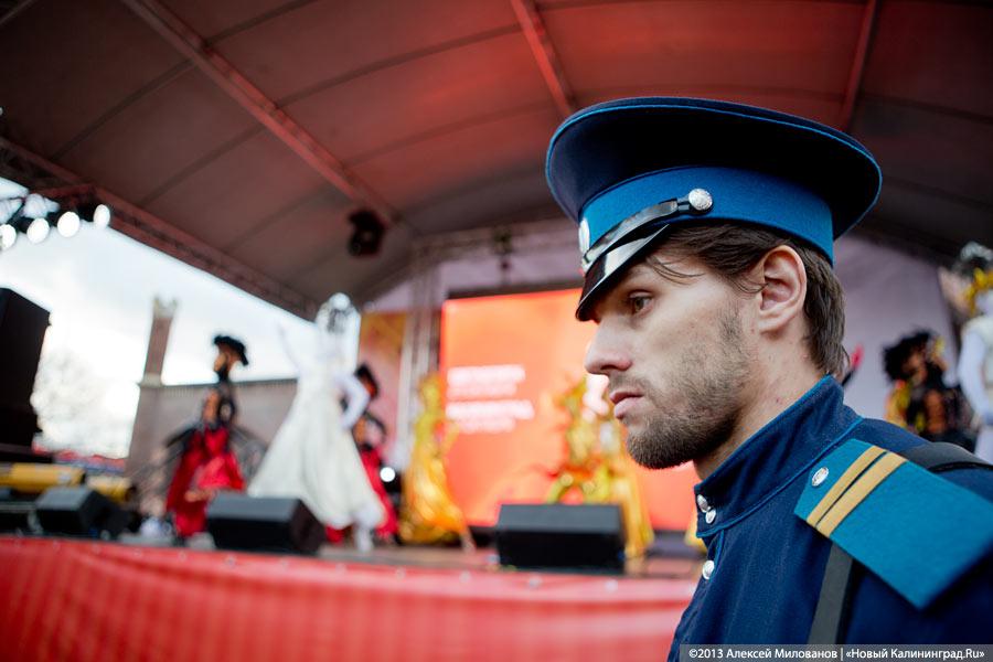 75 оттенков олимпийского: эстафета огня Олимпиады-2014 в Калининграде