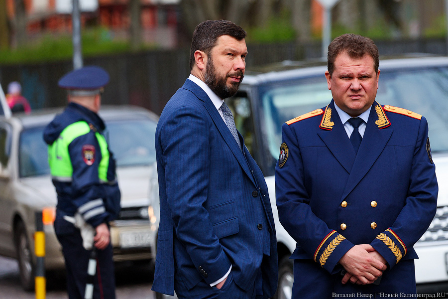 Карты, фотки, все дела: ежегодный отчет Антона Алиханова в фотографиях