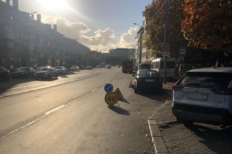 На Черняховского рейсовый автобус сбил велосипедиста (фото)