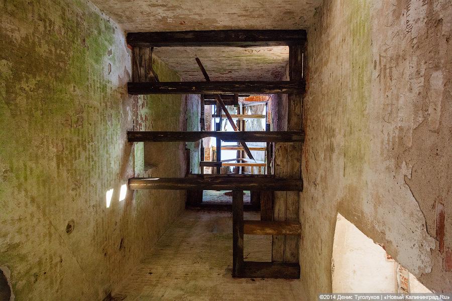 Две башни: руины кирх в поселках Дальнее и Высокое Гвардейского и Славского районов