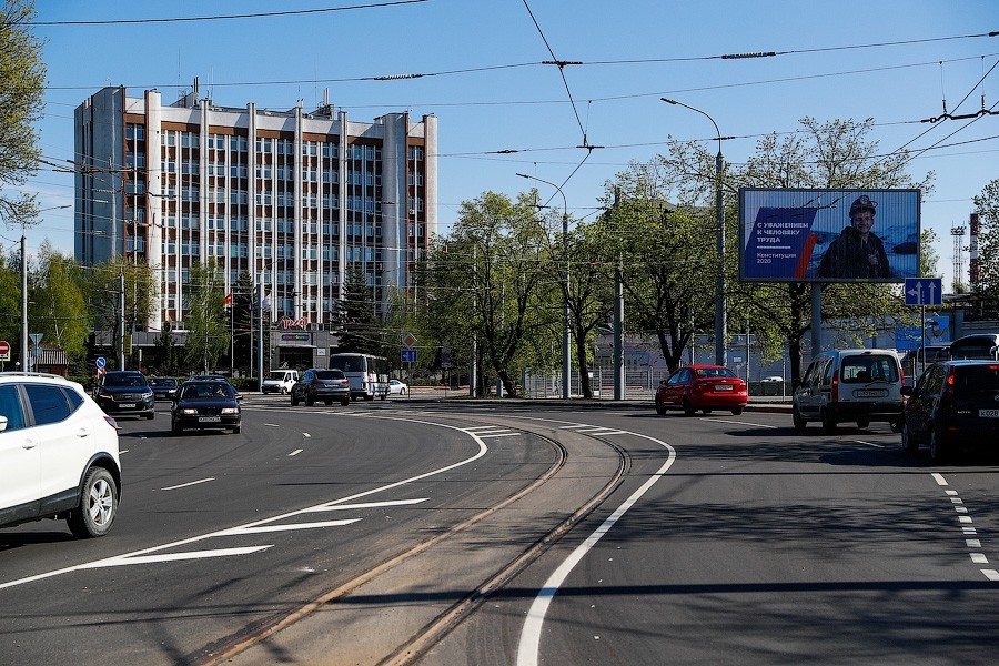 Конец мучений и брусчатки: Киевскую полностью открыли после ремонта (фото)