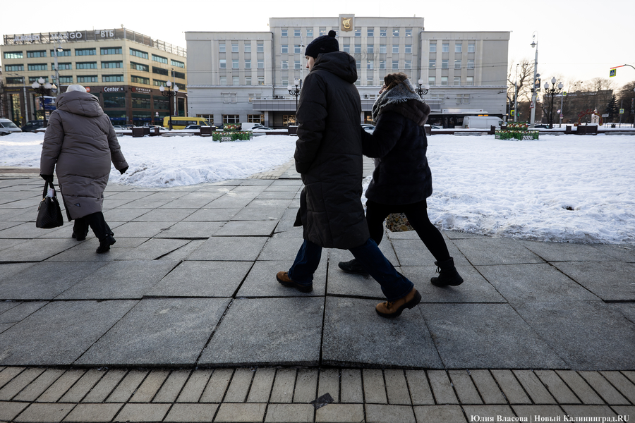 Горвласти о состоянии площади Победы: после 20 лет эксплуатации нужна реконструкция (фото)