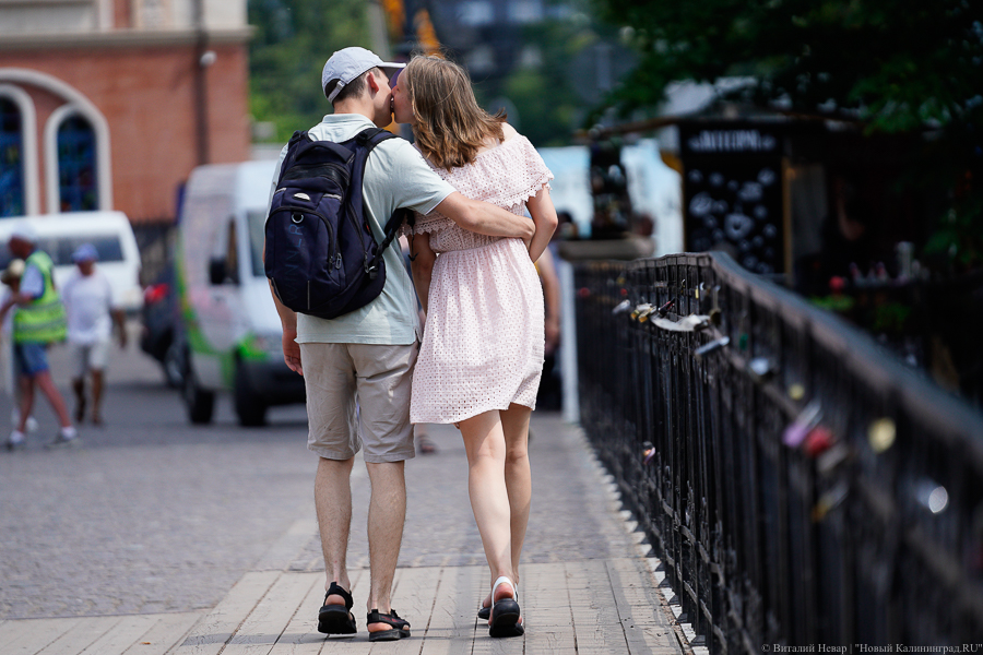 Tinder уходит из России