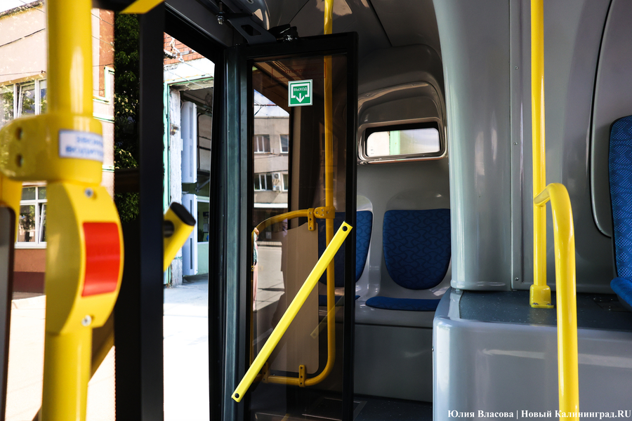 «Не надо искать особенностей»: в Калининграде на линию выпустили новые ЛиАЗы (фото)