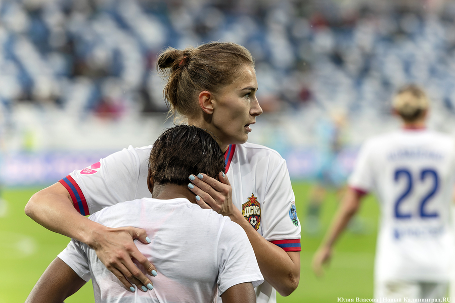 «Дерби двух столиц»: как футболистки ЦСКА обыграли «Зенит» на «Ростех Арене» (фото)
