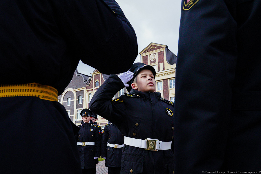 В Калининграде прошла церемония посвящения в нахимовцы. Вот как это было