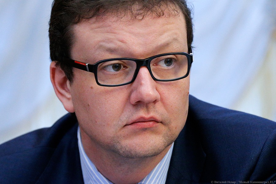 «Бонус для отличившихся»: Баринов прокомментировал увольнение замглавы минздрава