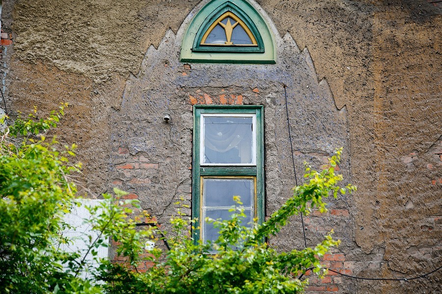 Кровлю на восьми домах «Пёстрого ряда» в Черняховске решили отремонтировать