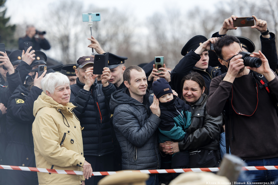 Двойной штурм: фоторепортаж с реконструкции взятия форта № 5 (фото)