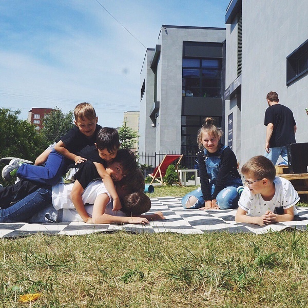 Приглашаем на заключительную летнюю смену детского танцевального лагеря