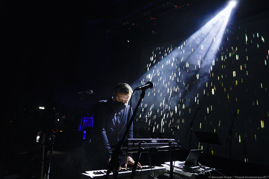 30 октября: первый сидячий концерт на «Вагонке»