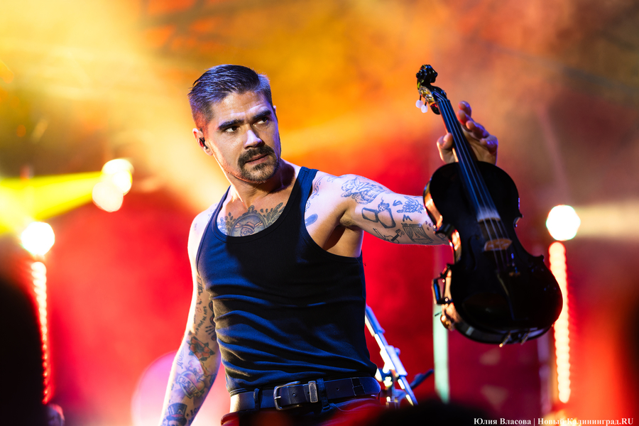 Дикие пляски цыганских шляпников: оглушительное закрытие «Калининград Сити Джаза» (фото)