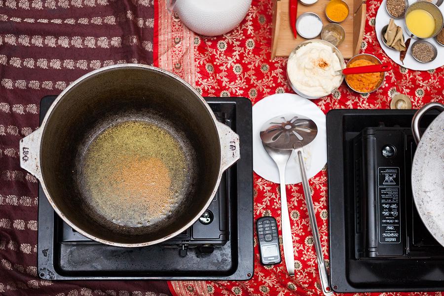Курица карри и вегетарианский омлет: индийские блюда на «Открытой кухне»