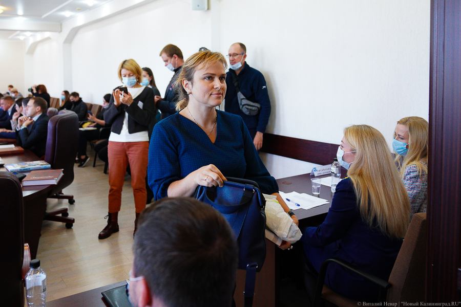 «Мы с вами в Калининграде будем есть что?»: депутаты горсовета о наступающем кризисе