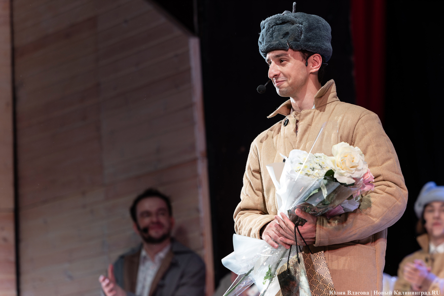 Воспевая любовь: в музтеатре прошел генеральный прогон мюзикла «Девчата» (фото)