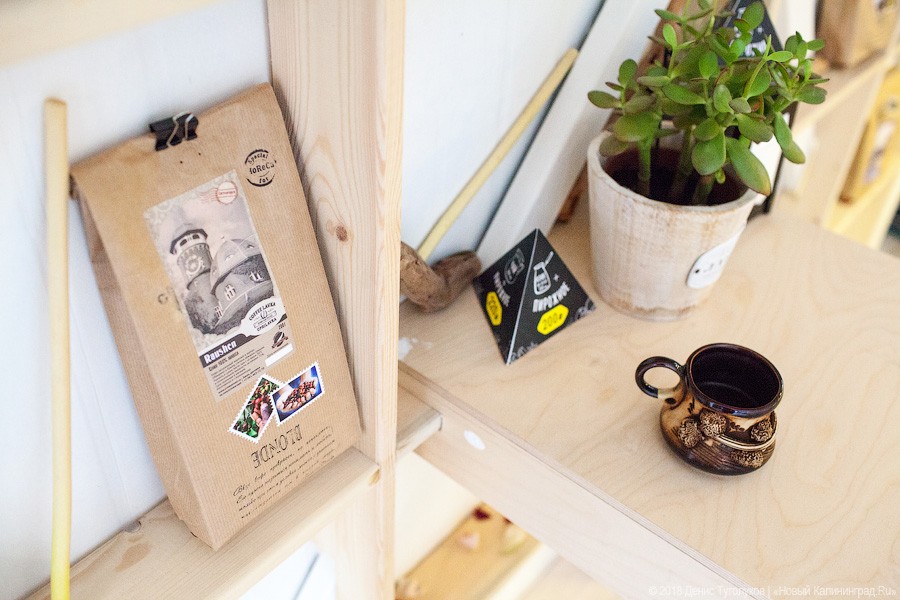  А к бедуинскому — возьмите финик: как устроена лавка «Кофе на песке»