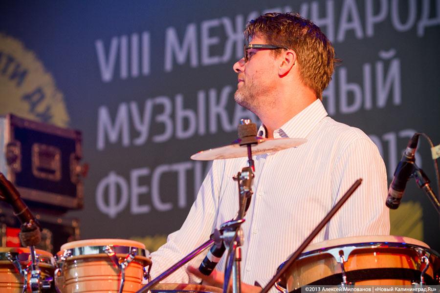 Биг-бэнд, ре-джаз и итальянский класс: третий день фестиваля «Калининград Сити Джаз-2013»