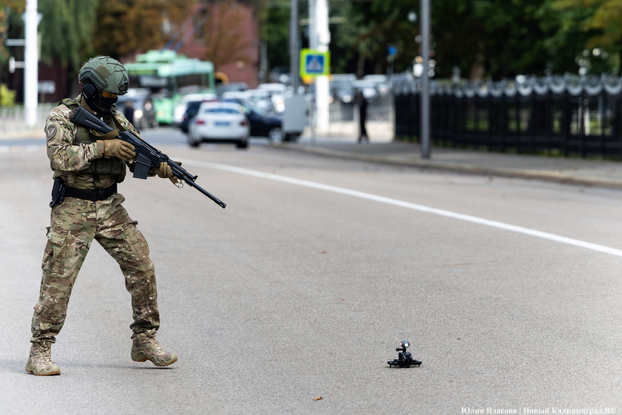 «Задача по охране мирных граждан»: как офицеры УФСИН принимали присягу (фото)