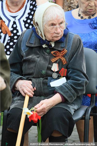 «Дома у ветеранов»: День Победы у калининградского Дома ветеранов