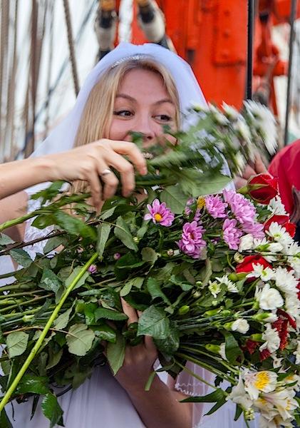 В День всех влюбленных на борту барка «Седов» состоялась свадьба  (+фото)