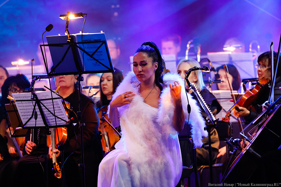 Фестиваль на руинах: в замке Рагнит сыграли музыку Чайковского и Рахманинова (фото)